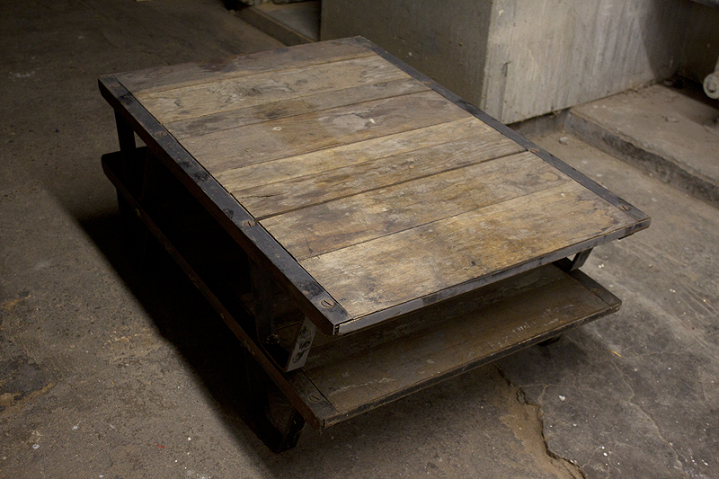 Custom Oak Pallet Table